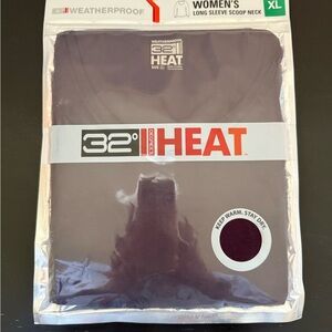 32 Degrees Black Heat Technology Top Women’s XL